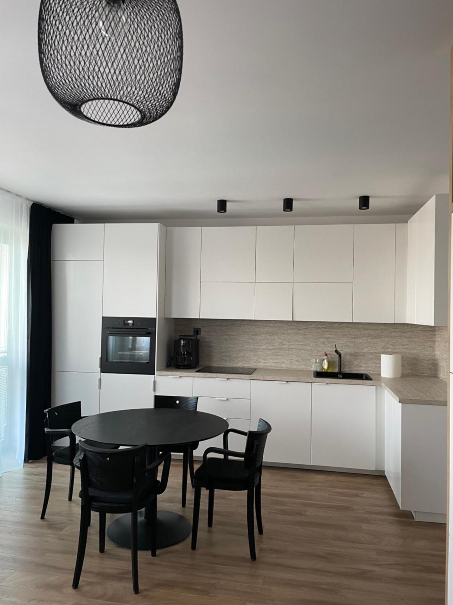 Apartman Petronela Bratislava Exteriör bild