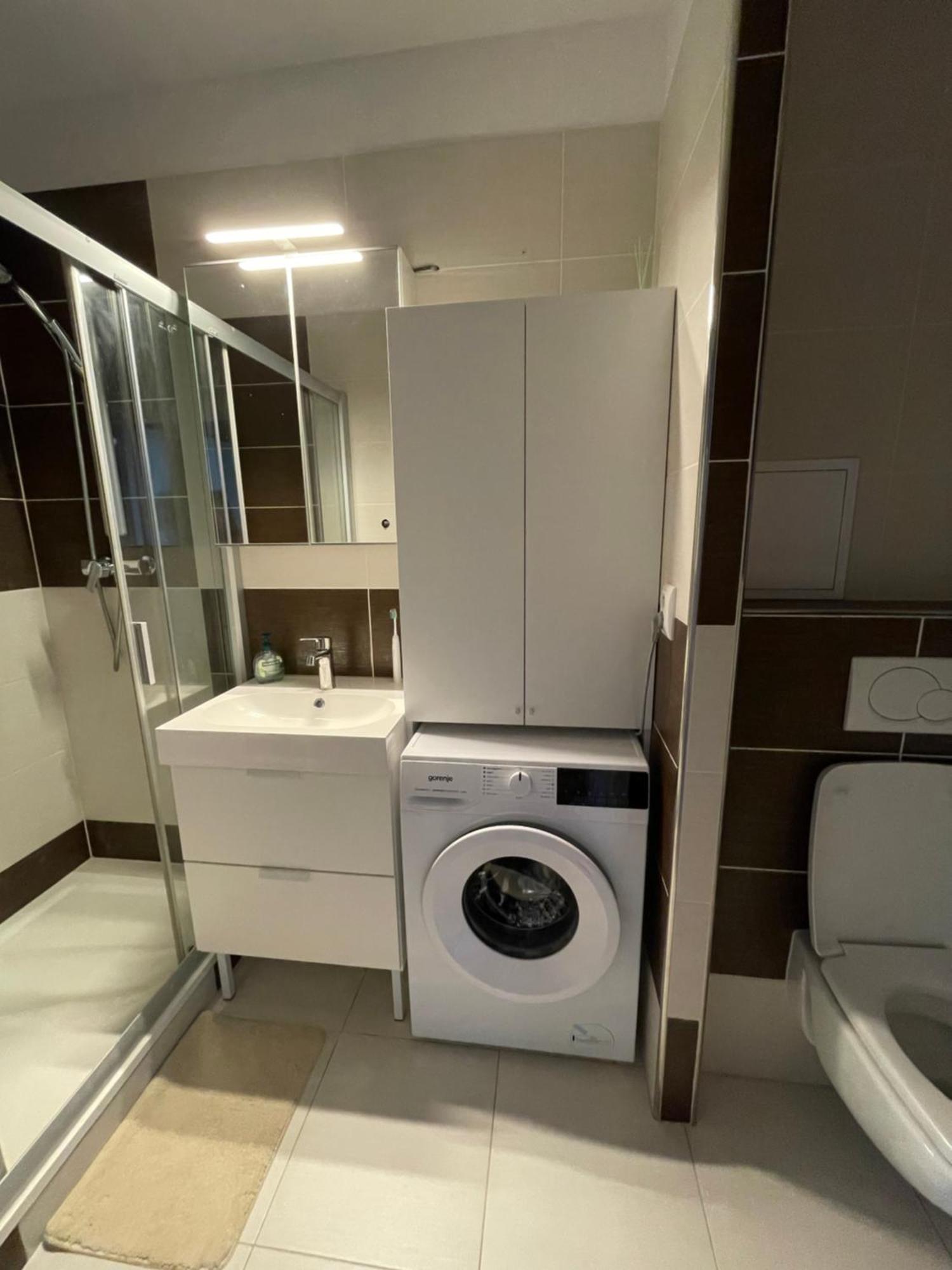 Apartman Petronela Bratislava Exteriör bild